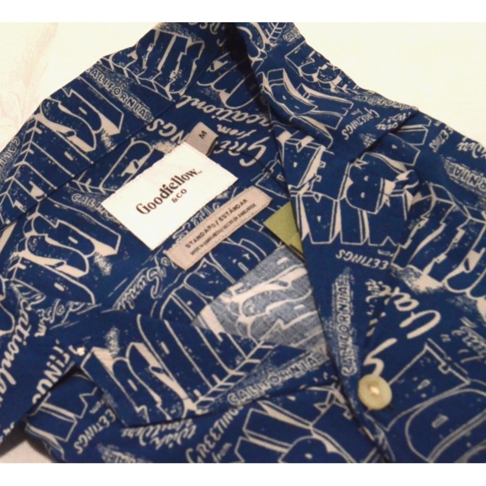 NWT Goodfellow & Co Mens Size M Short Sleeve Button-up Shirt Blue w/Slogan Print